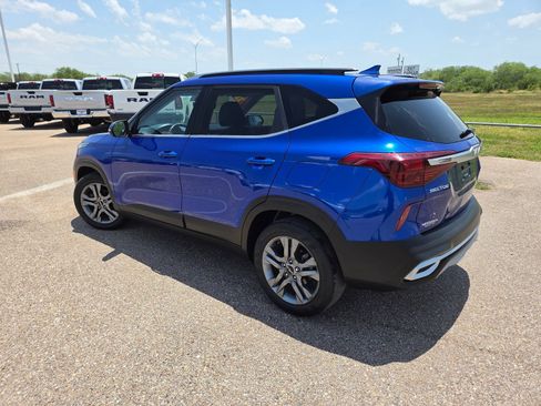Used 2022 Kia Seltos S FWD image 5