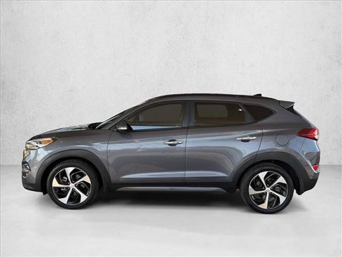 Used 2016 Hyundai Tucson Limited w/ Option Group 03 FWD image 2