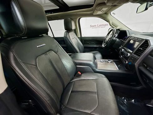 Used 2019 Ford Expedition Max Platinum image 32