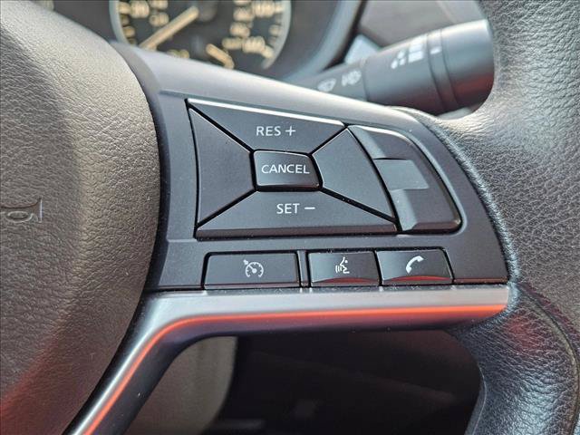 Used 2025 Nissan Altima 2.5 SV FWD image 12