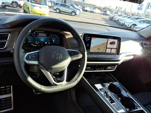 New 2026 Volkswagen Atlas SEL Premium R-Line AWD/4WD image 8