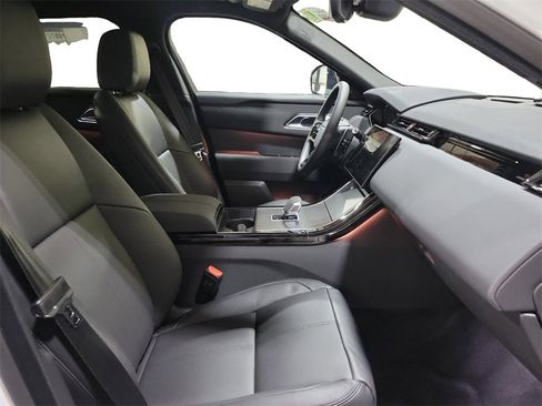 New 2025 Land Rover Range Rover Velar Dynamic SE image 30
