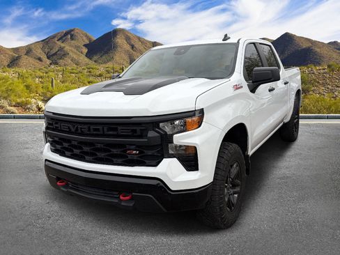Used 2023 Chevrolet Silverado 1500 Custom Trail Boss AWD/4WD image 14