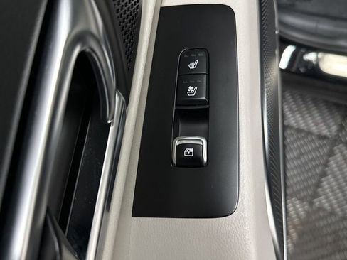 Used 2022 Kia Telluride SX w/ SX Prestige Package AWD/4WD image 32