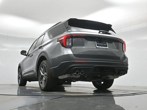 New 2026 Ford Explorer ST w/ Sun And Sound Package image 49