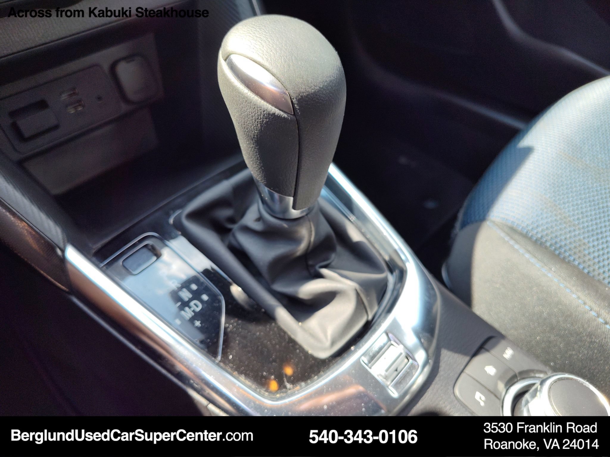 Used 2017 Toyota Yaris iA FWD image 31