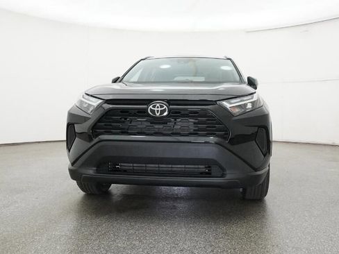 New 2025 Toyota RAV4 XLE image 31