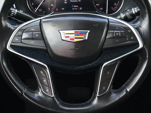 Used 2024 Cadillac XT5 Premium Luxury image 14