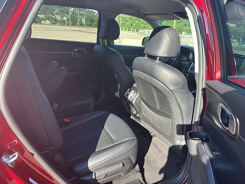 Used 2022 Kia Sorento S AWD/4WD image 19