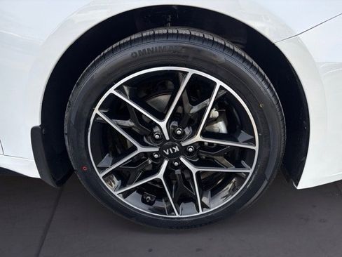 Used 2020 Kia Optima SE image 9