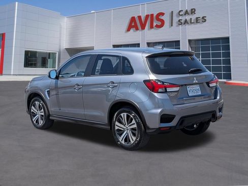 Used 2025 Mitsubishi Outlander Sport SE AWD/4WD image 9