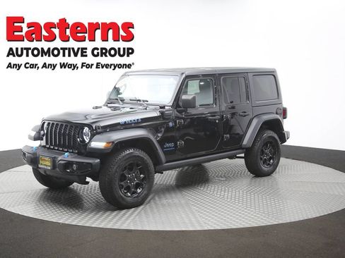 Used 2023 Jeep Wrangler Unlimited w/ Cold Weather Group AWD/4WD image 56