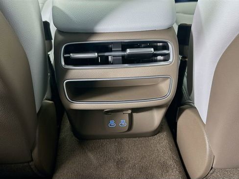 New 2026 Genesis GV70 2.5T Advanced image 18