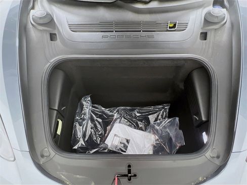 New 2025 Porsche 718 Cayman image 25