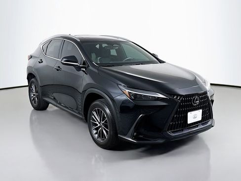 Certified 2023 Lexus NX 250 FWD w/ Premium Package image 3