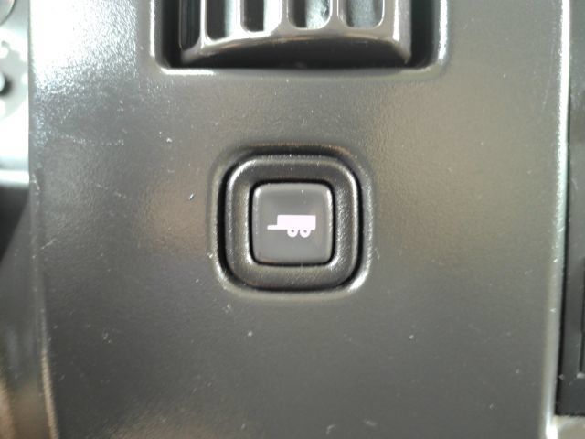 Used 2020 Chevrolet Express 2500 w/ Driver Convenience Package RWD image 31
