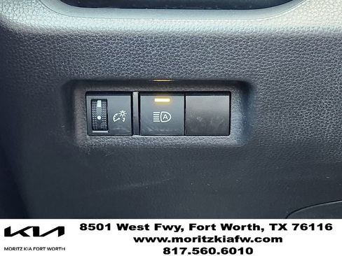 Used 2025 Toyota RAV4 LE AWD/4WD image 21