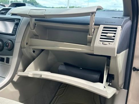 Used 2013 Toyota Corolla LE FWD image 19