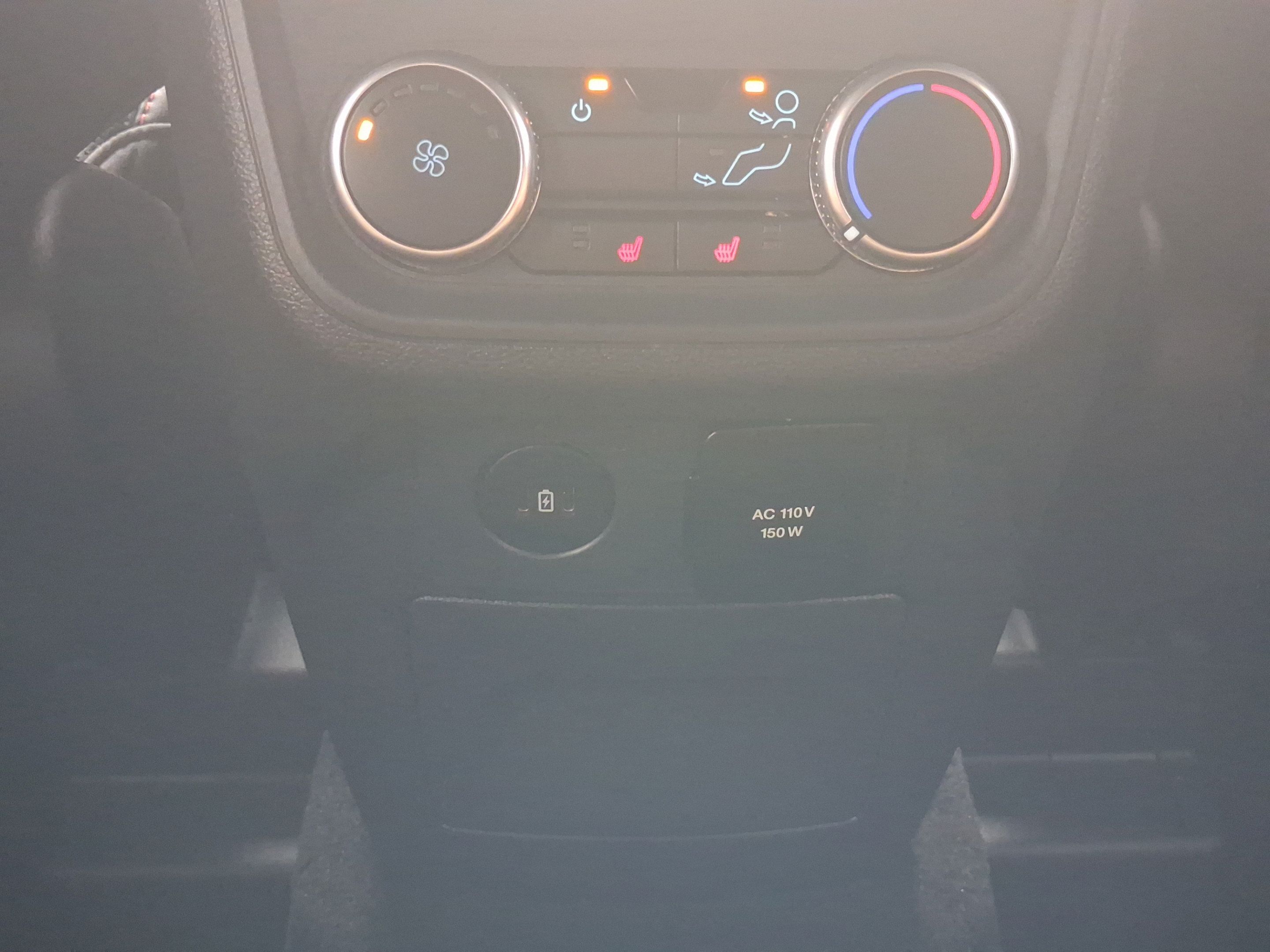 Used 2025 Ford Explorer ST AWD/4WD image 25