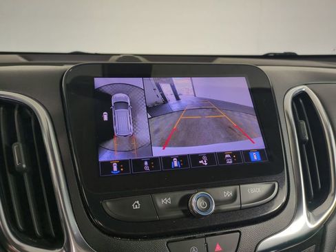 Used 2022 Chevrolet Equinox Premier image 26