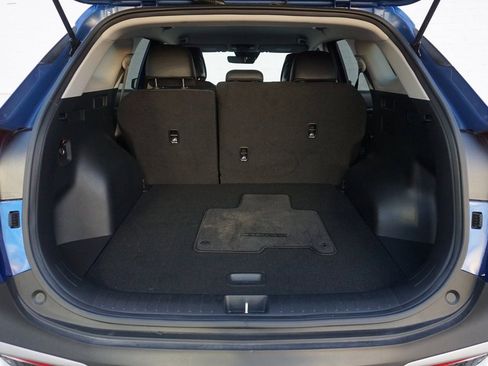 Used 2025 Kia Sportage EX image 28