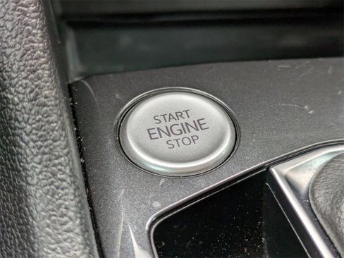 Used 2023 Volkswagen Tiguan SE R-Line image 41