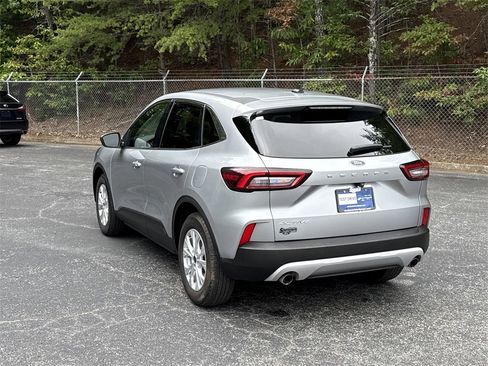 Used 2023 Ford Escape Active image 5