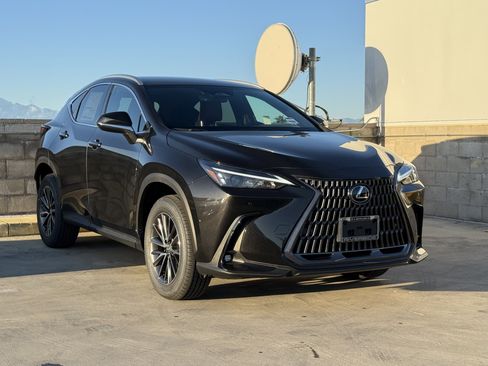 New 2026 Lexus NX 350 AWD image 2