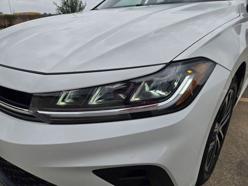 Used 2025 Volkswagen Jetta Sport FWD image 10