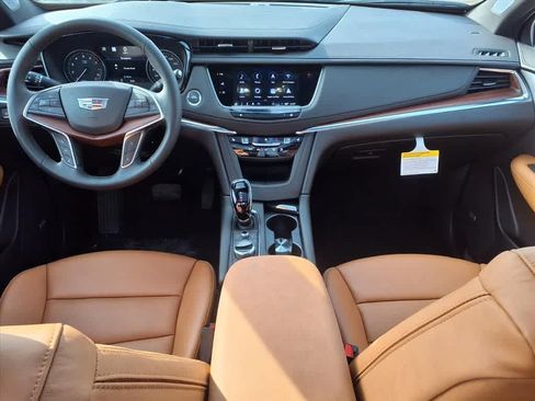New 2026 Cadillac XT5 Premium Luxury image 10