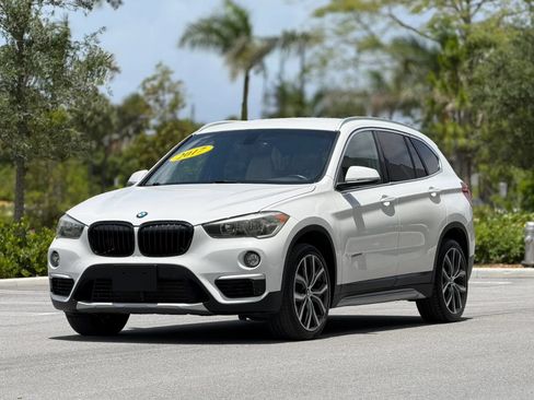 Used 2017 BMW X1 sDrive28i FWD image 3