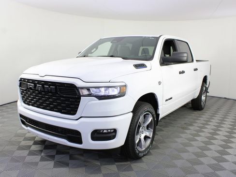 New 2026 RAM 1500 Express AWD/4WD image 20