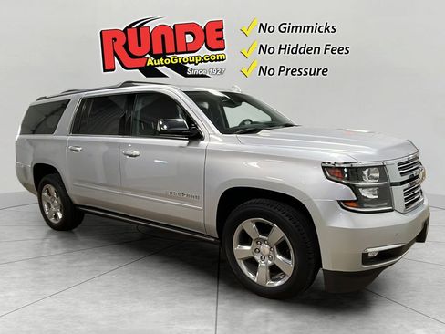 Used 2020 Chevrolet Suburban Premier AWD/4WD image 8