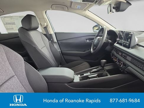 New 2026 Honda Accord LX image 17
