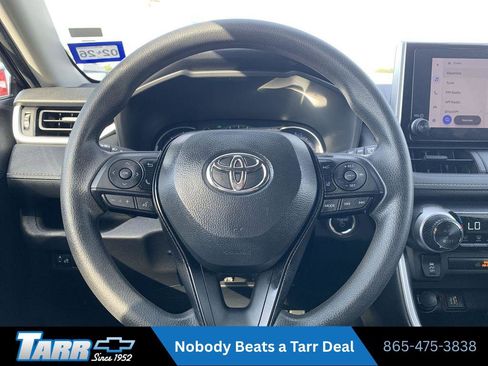 Used 2024 Toyota RAV4 XLE AWD/4WD image 11