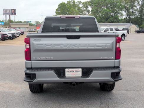 Used 2024 Chevrolet Silverado 1500 Custom image 6
