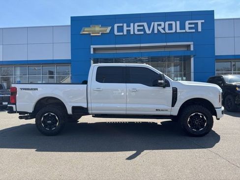 Used 2026 Ford F350 Lariat w/ Tremor Off-Road Package AWD/4WD image 5