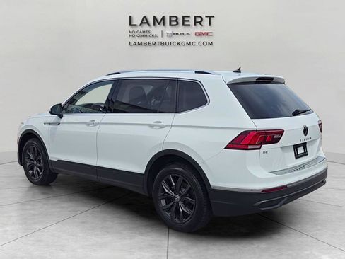 Used 2024 Volkswagen Tiguan SE AWD/4WD image 3
