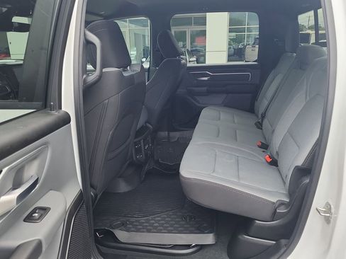 Used 2022 RAM 1500 Big Horn AWD/4WD image 23