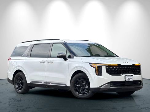 New 2026 Kia Carnival SX Prestige image 2