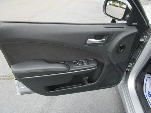 Used 2022 Dodge Charger GT RWD image 10