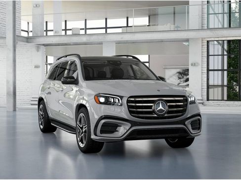 New 2026 Mercedes-Benz GLS 450 4MATIC image 9