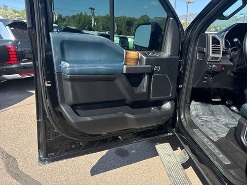 Used 2018 Ford F150 Limited w/ Trailer Tow Package AWD/4WD image 11