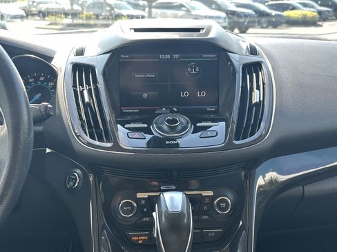 Used 2015 Ford Escape Titanium FWD image 21