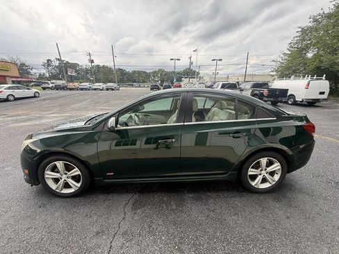 Used 2014 Chevrolet Cruze LT w/ RS Package FWD image 4