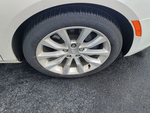 Used 2017 Cadillac XTS Luxury FWD image 15