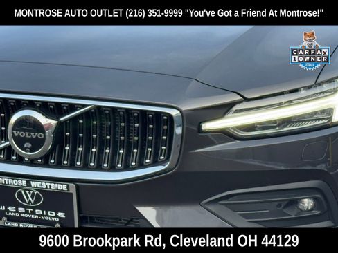 Certified 2025 Volvo V60 B5 Cross Country Plus image 54