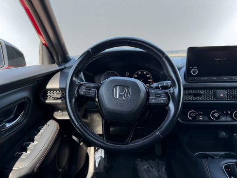 Used 2024 Honda HR-V Sport image 17