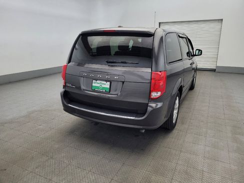 Used 2015 Dodge Grand Caravan American Value Package w/ UConnect Hands-Free Group FWD image 7