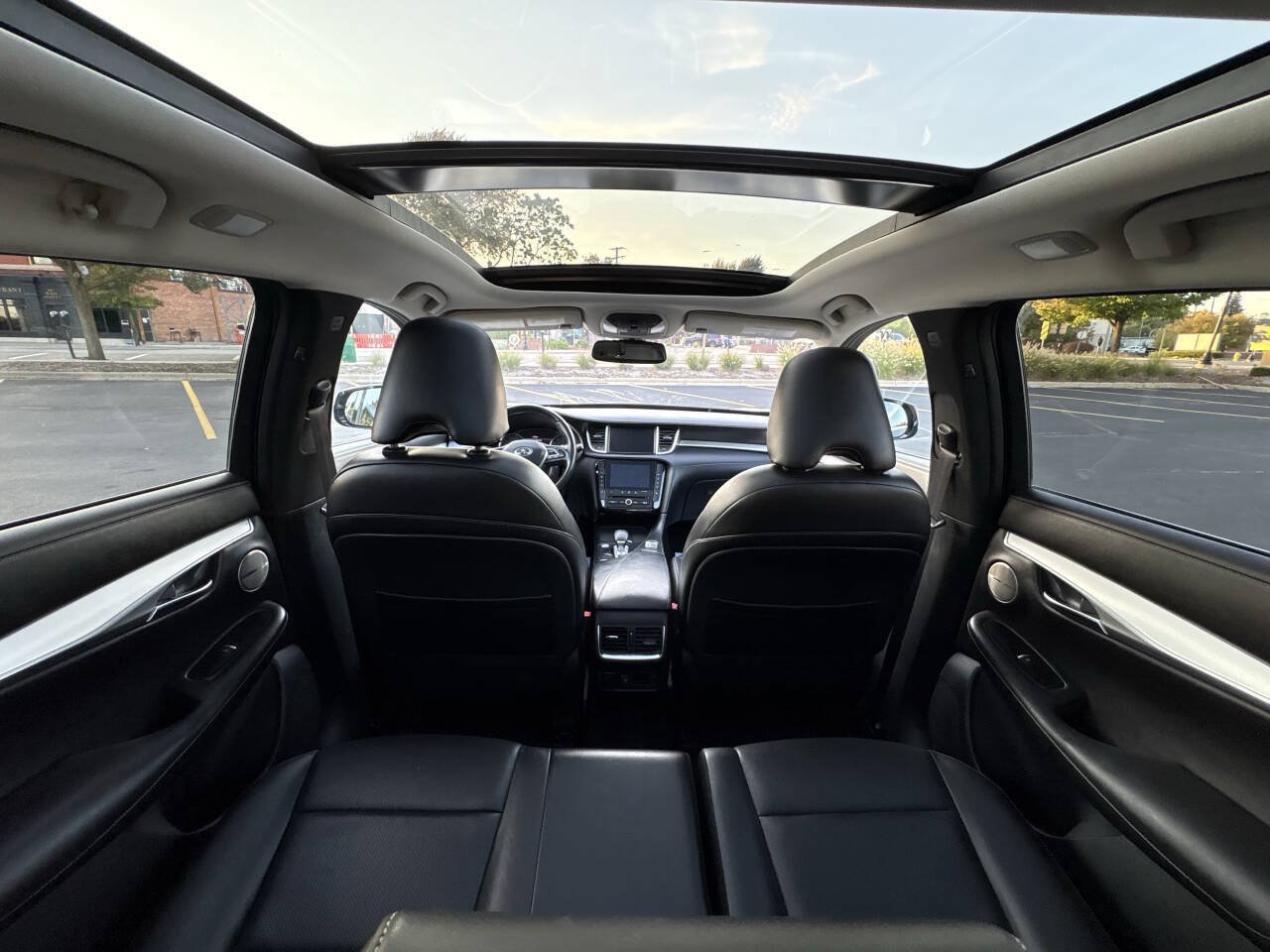 Used 2019 INFINITI QX50 Essential w/ Premium Heat Package AWD/4WD image 24